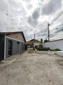 Casa Comercial para alugar, 195m² no Parque Santa Rosa, Suzano