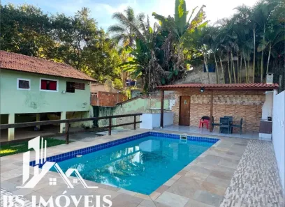 Fazenda / Sítio / Chácara com 2 Quartos à venda, 1770m² no Chácara Farani, Barra do Piraí