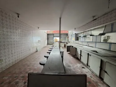 Loja / Salão / Ponto Comercial à venda, 145m² no Várzea, Teresópolis