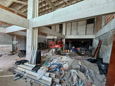 Loja / Salão / Ponto Comercial à venda, 380m² no Centro, Cabo Frio