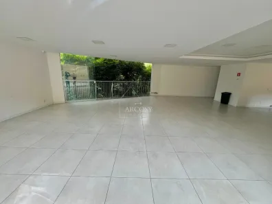 Apartamento com 2 Quartos à venda, 72m² no Samambaia, Petrópolis