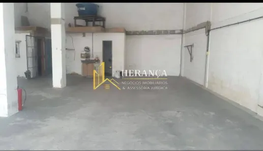 Galpão / Depósito / Armazém para venda ou aluguel, 500m² no Cidade de Deus, Rio de Janeiro