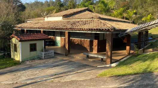 Fazenda / Sítio / Chácara com 3 Quartos à venda, 8310m² no , Guararema