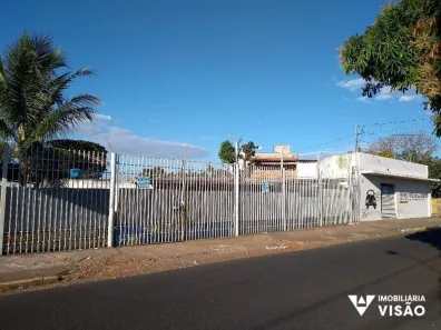 Loja / Salão / Ponto Comercial à venda, 460m² no Serra Dourada, Uberaba