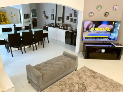 Casa com 4 Quartos para alugar, 450m² no Praia Dura, Ubatuba