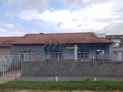 Casa com 4 Quartos à venda, 180m² no Vila Capri, Araruama