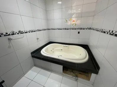 Casa de Condomínio com 3 Quartos à venda, 260m² no , Hidrolândia