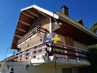 Casa de Condomínio com 5 Quartos para venda ou aluguel, 295m² no J Elizabete, Campos do Jordão