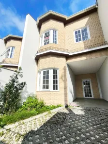 Sobrado com 3 Quartos à venda, 140m² no Água Verde, Blumenau