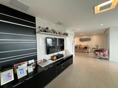 Apartamento com 4 Quartos para venda ou aluguel, 242m² no Água Branca, São Paulo