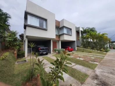Casa com 3 Quartos à venda, 250m² no Alphaville (Abrantes), Camaçari