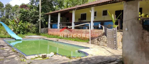 Fazenda / Sítio / Chácara à venda, 2000m² no Centro, São Lourenço da Serra