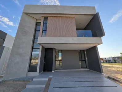 Casa de Condomínio com 4 Quartos à venda, 230m² no Jatobá, Petrolina