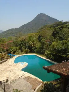 Casa de Condomínio com 4 Quartos à venda, 300m² no Caneca Fina, Guapimirim