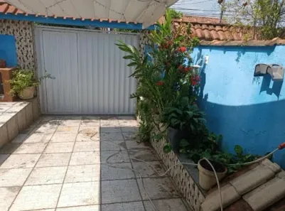 Casa de Condomínio com 2 Quartos à venda, 58m² no Outeiro das Pedras, Itaboraí