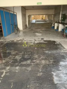 Galpão / Depósito / Armazém para venda ou aluguel, 734m² no Centro, Pindamonhangaba