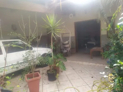 Sobrado com 4 Quartos para venda ou aluguel, 336m² no Bosque da Saúde, Taubaté