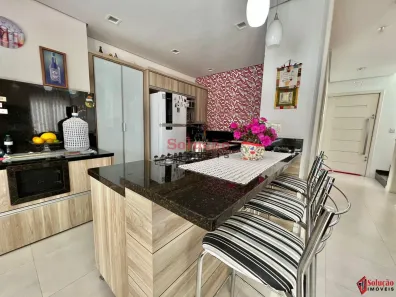 Sobrado com 3 Quartos à venda, 123m² no Niterói, Canoas