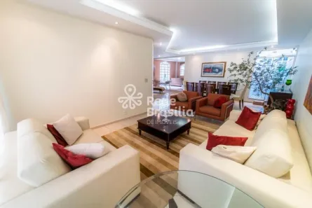 Sobrado com 7 Quartos à venda, 350m² no Taguatinga Norte, Brasília