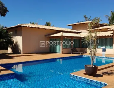 Fazenda / Sítio / Chácara com 3 Quartos à venda, 4950m² no , Santo Antônio do Descoberto