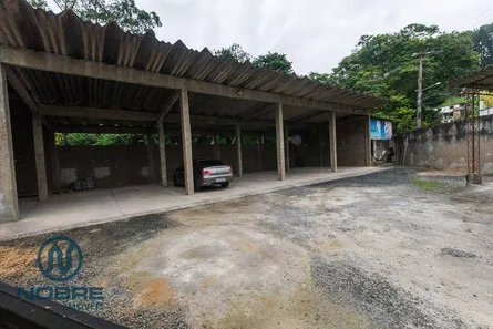 Galpão / Depósito / Armazém para alugar, 340m² no Paineira, Teresópolis