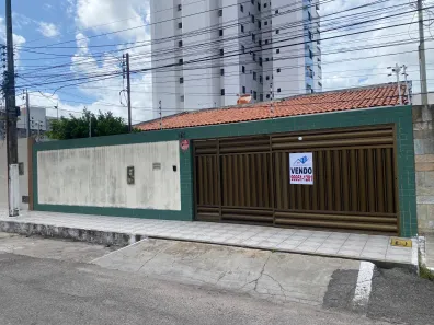 Casa com 4 Quartos à venda, 191m² no Grageru, Aracaju
