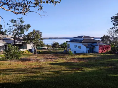 Fazenda / Sítio / Chácara com 7 Quartos à venda, 550m² no Taguatinga Centro, Brasília