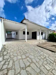 Casa com 3 Quartos para alugar, 220m² no Bancários, João Pessoa