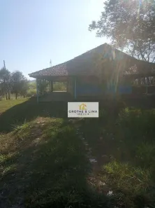 Fazenda / Sítio / Chácara com 3 Quartos à venda, 130m² no Chácara Marambaia, Caçapava
