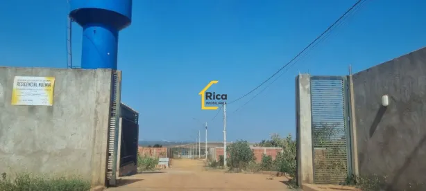 Terreno / Lote / Condomínio à venda, 400m² no Taguatinga Norte, Brasília