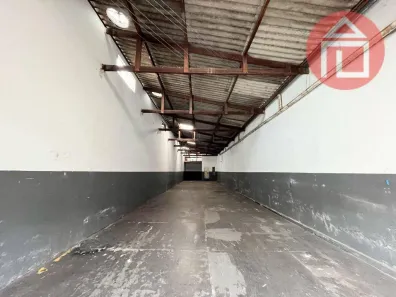 Galpão / Depósito / Armazém para alugar, 200m² no Vila Santa Cristina, Bragança Paulista
