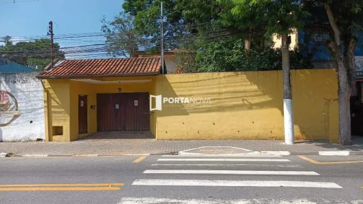 Casa Comercial com 3 Quartos para alugar, 433m² no Chácaras Ana Lúcia, Embu das Artes