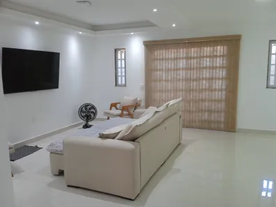 Sobrado com 4 Quartos à venda, 340m² no Valverde, Nova Iguaçu