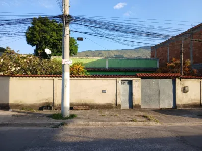 Casa com 2 Quartos à venda, 142m² no Comendador Soares, Nova Iguaçu