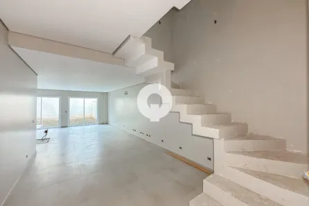Sobrado com 3 Quartos à venda, 217m² no Ahú, Curitiba