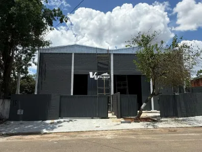 Galpão / Depósito / Armazém para alugar, 527m² no Jardim Jóia, Arujá