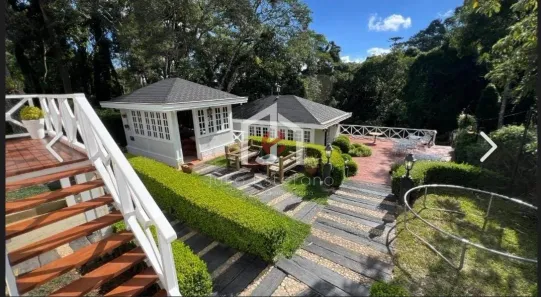 Casa de Condomínio com 4 Quartos à venda, 300m² no Vila Izabel, Campos do Jordão