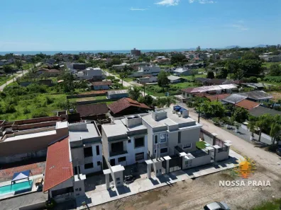 Casa de Condomínio com 2 Quartos à venda, 84m² no Barra do Saí, Itapoá