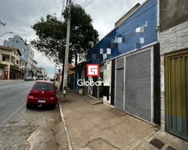 Loja / Salão / Ponto Comercial com 3 Quartos à venda, 180m² no Major Prates, Montes Claros
