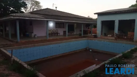 Fazenda / Sítio / Chácara com 3 Quartos à venda, 516m² no Condomínio Residencial Shamballa III, Atibaia