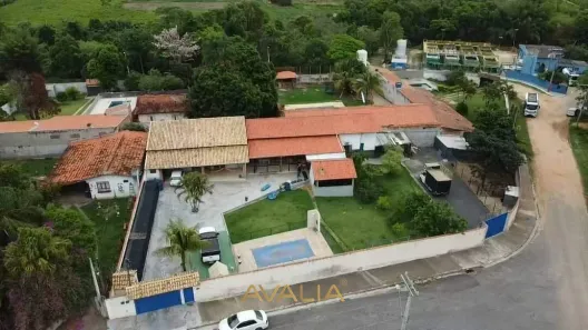 Fazenda / Sítio / Chácara com 4 Quartos à venda, 450m² no João Jabour, Salto