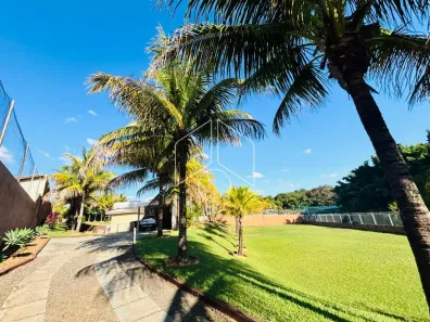 Fazenda / Sítio / Chácara com 3 Quartos para alugar, 450m² no Jardim Colibri, Marília