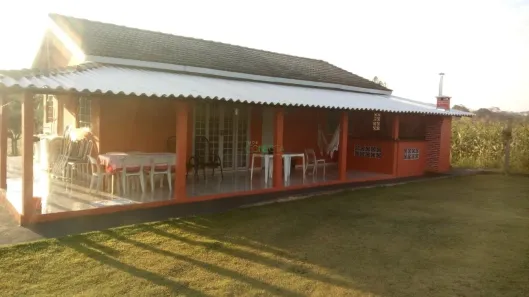 Fazenda / Sítio / Chácara com 3 Quartos à venda, 120m² no , Ibiporã