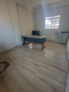 Galpão / Depósito / Armazém para venda ou aluguel, 900m² no Jardim São Marcos, Campinas