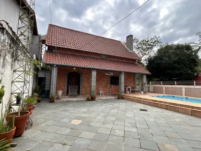 Fazenda / Sítio / Chácara com 5 Quartos à venda, 236m² no Jardim Itapema, Guararema