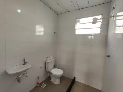 Galpão / Depósito / Armazém para alugar, 872m² no Jardim Meudon, Teresópolis