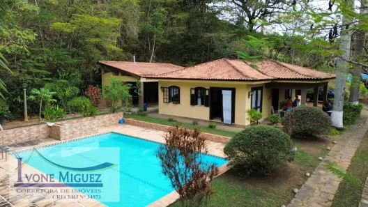 Fazenda / Sítio / Chácara com 4 Quartos à venda, 9767m² no Arcozelo, Paty do Alferes