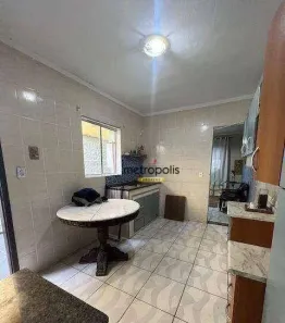 Sobrado com 5 Quartos à venda, 186m² no Jardim Utinga, Santo André