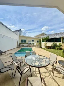 Casa de Condomínio com 5 Quartos para venda ou aluguel, 350m² no Itaipu, Niterói