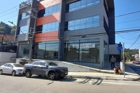 Loja / Salão / Ponto Comercial para alugar, 100m² no Região Central, Caieiras